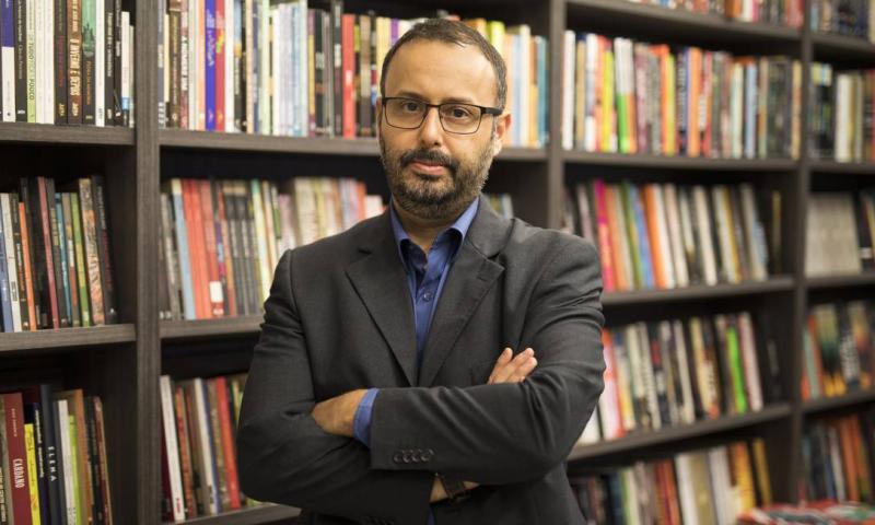 Plataforma de Escritores recebe Leonardo Brasiliense para falar sobre a publicação em grandes editoras