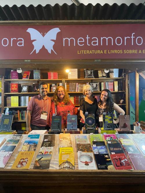Editora Metamorfose realiza 16 sessões de autógrafos na 68ª Feira do Livro de Porto Alegre
