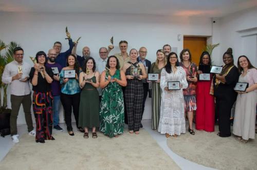 Editora Metamorfose vence o Prêmio Parceiros da Escrita 2025 na categoria Edição e Editoras